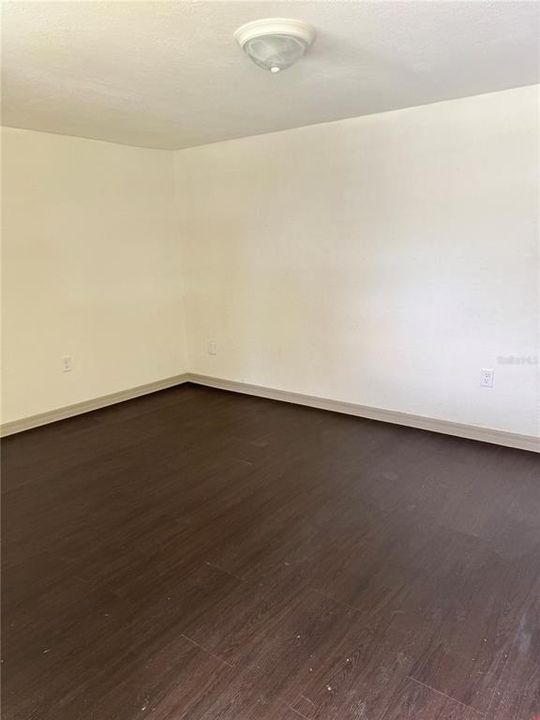 En Venta: $204,900 (4 camas, 0 baños, 1224 Pies cuadrados)