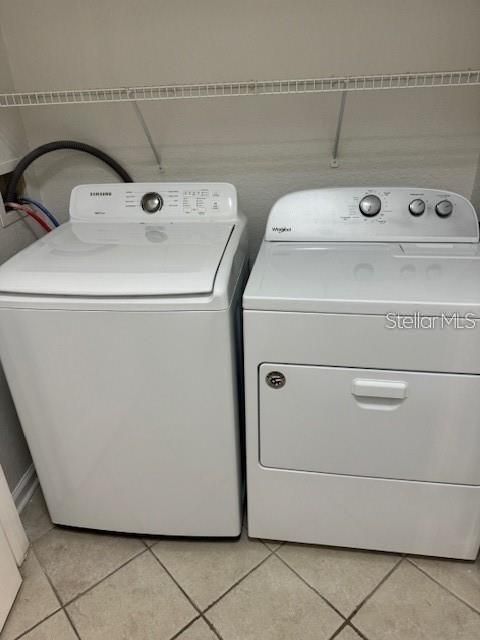 For Sale: $219,900 (3 beds, 2 baths, 1276 Square Feet)