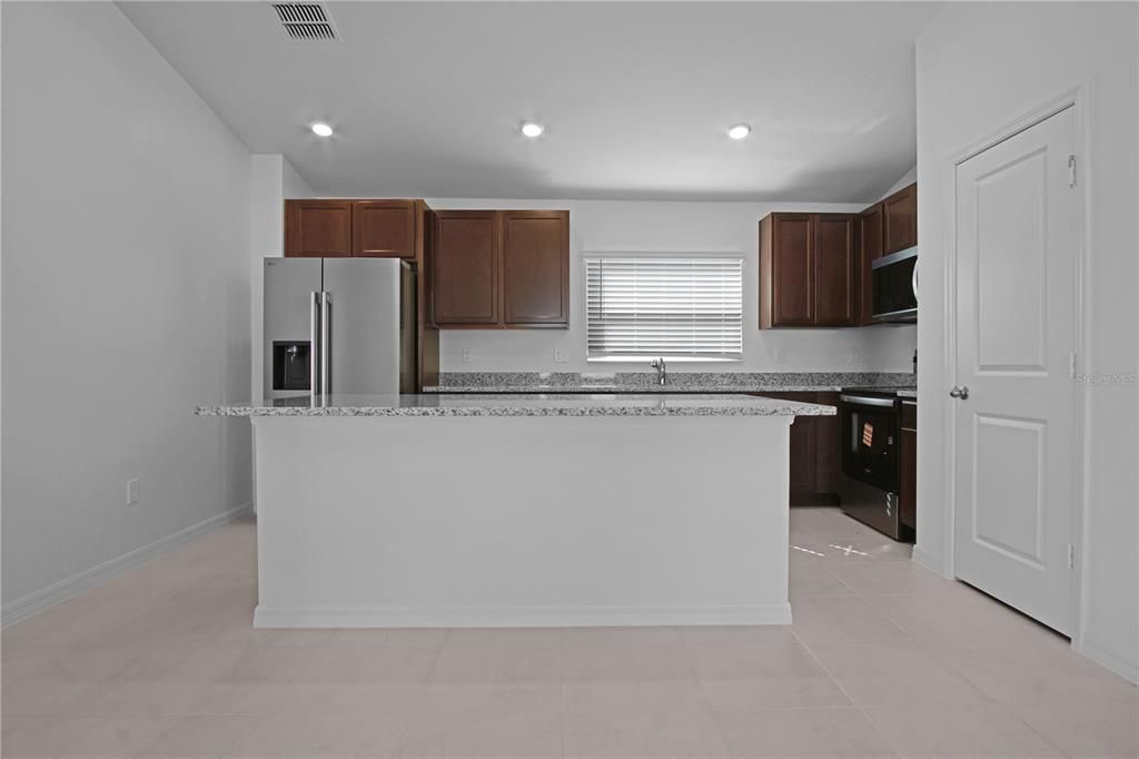 For Rent: $1,795 (3 beds, 2 baths, 1511 Square Feet)