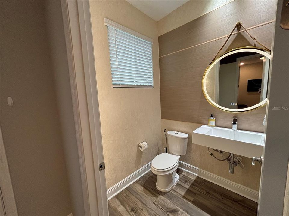 На продажу: $690,000 (3 спален, 2 ванн, 1804 Квадратных фут)