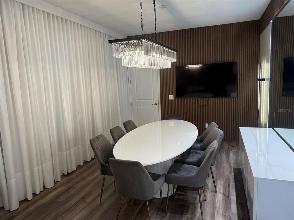 На продажу: $690,000 (3 спален, 2 ванн, 1804 Квадратных фут)