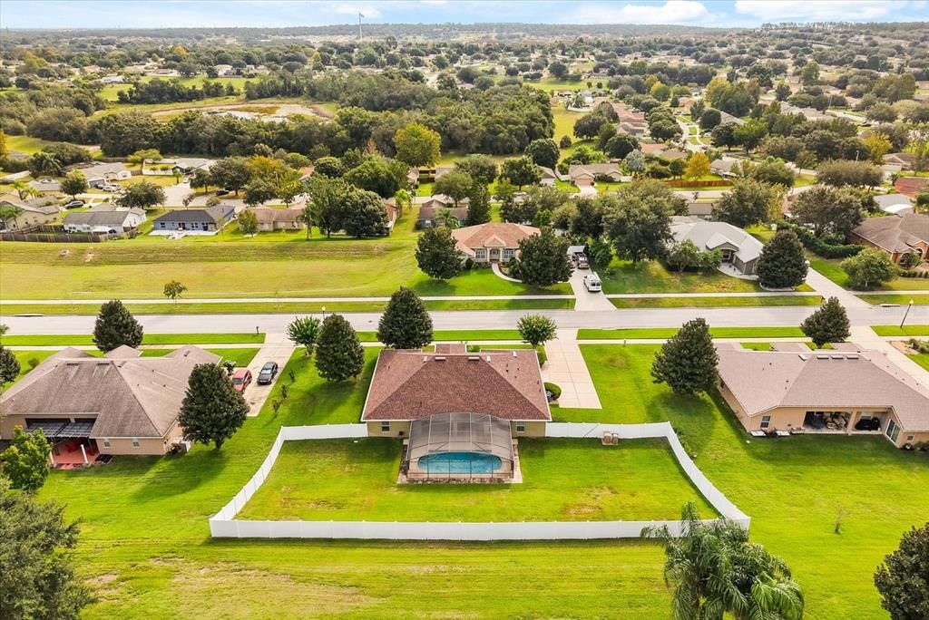 En Venta: $589,900 (4 camas, 2 baños, 2228 Pies cuadrados)