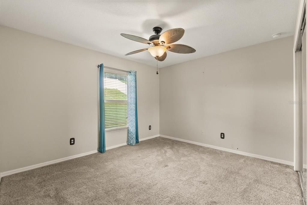 En Venta: $589,900 (4 camas, 2 baños, 2228 Pies cuadrados)