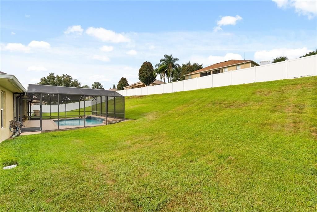 En Venta: $589,900 (4 camas, 2 baños, 2228 Pies cuadrados)