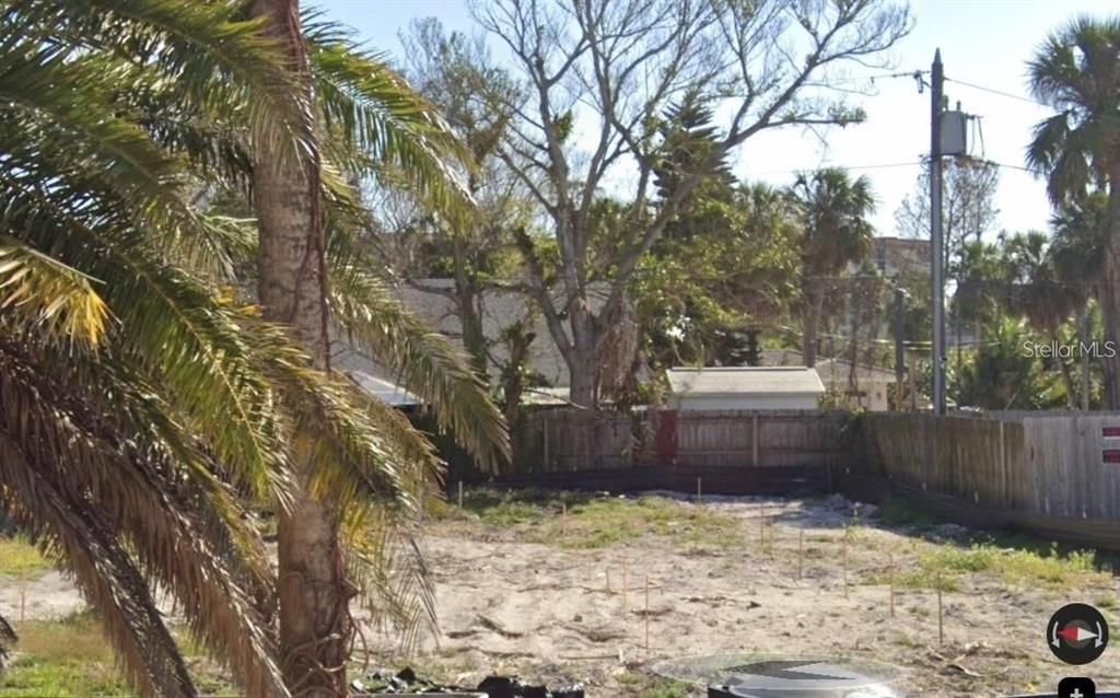 Active With Contract: $579,000 (0.15 acres)