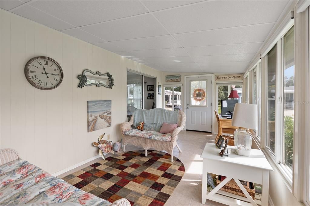 На продажу: $169,600 (2 спален, 2 ванн, 1350 Квадратных фут)