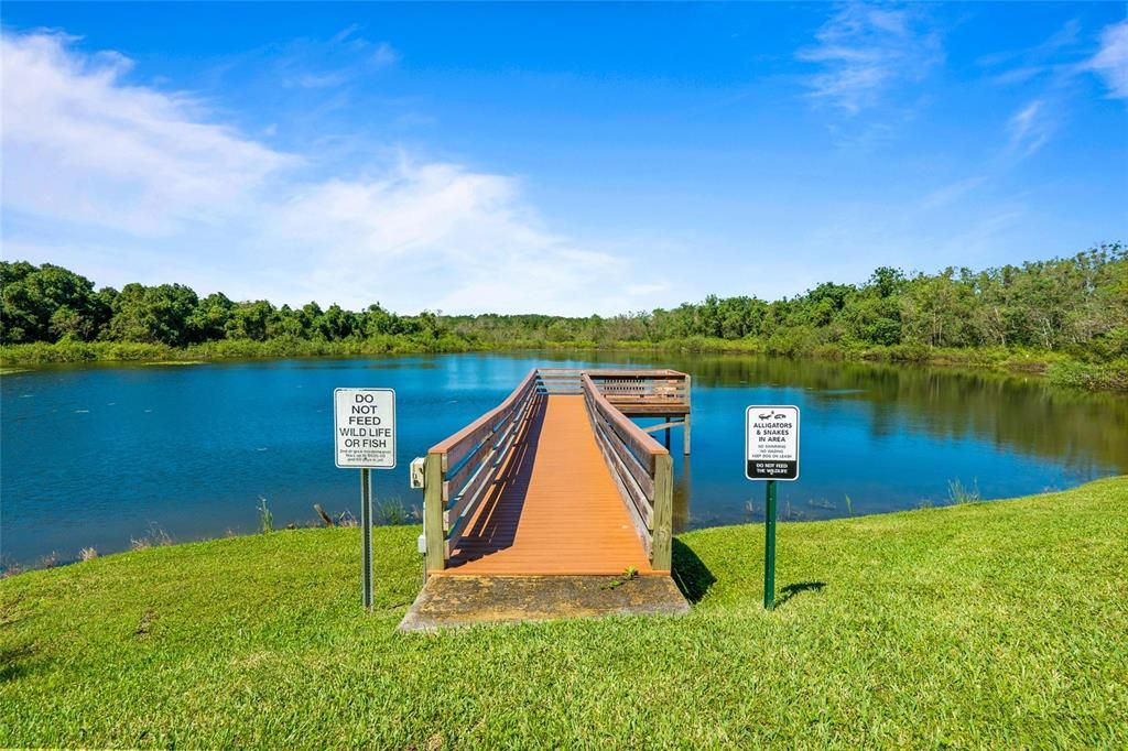 На продажу: $169,600 (2 спален, 2 ванн, 1350 Квадратных фут)