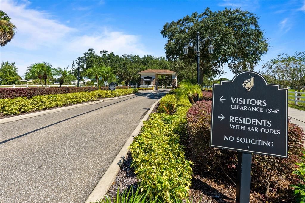 На продажу: $169,600 (2 спален, 2 ванн, 1350 Квадратных фут)