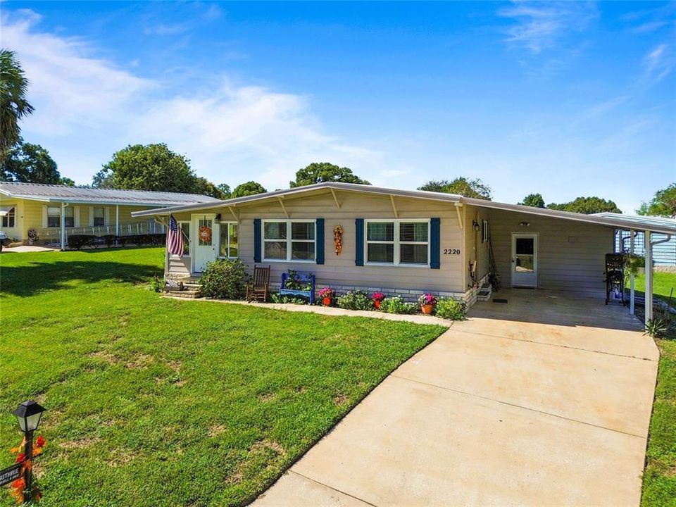 На продажу: $169,600 (2 спален, 2 ванн, 1350 Квадратных фут)