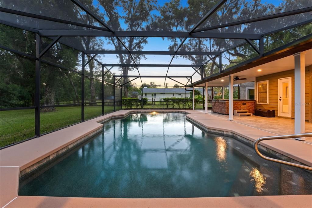 Active With Contract: $692,500 (3 beds, 2 baths, 2873 Square Feet)