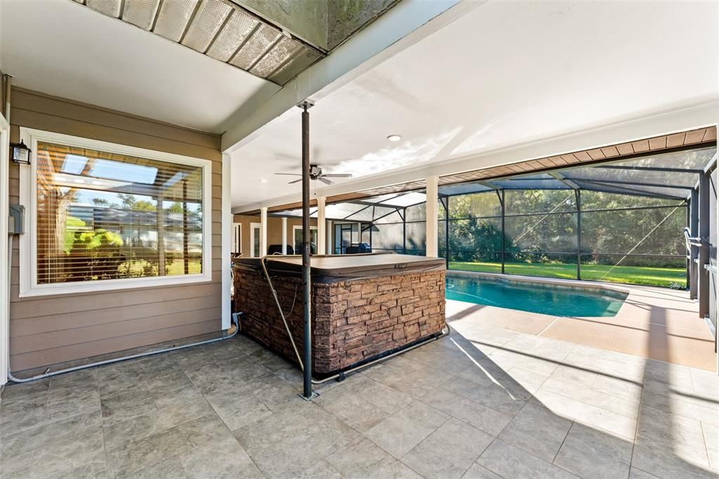 Active With Contract: $692,500 (3 beds, 2 baths, 2873 Square Feet)