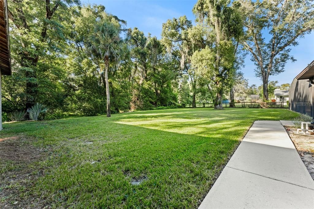 Active With Contract: $692,500 (3 beds, 2 baths, 2873 Square Feet)