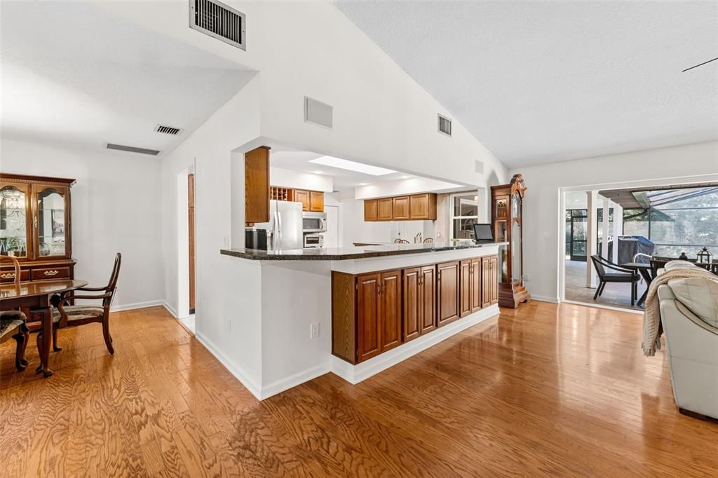 Active With Contract: $692,500 (3 beds, 2 baths, 2873 Square Feet)