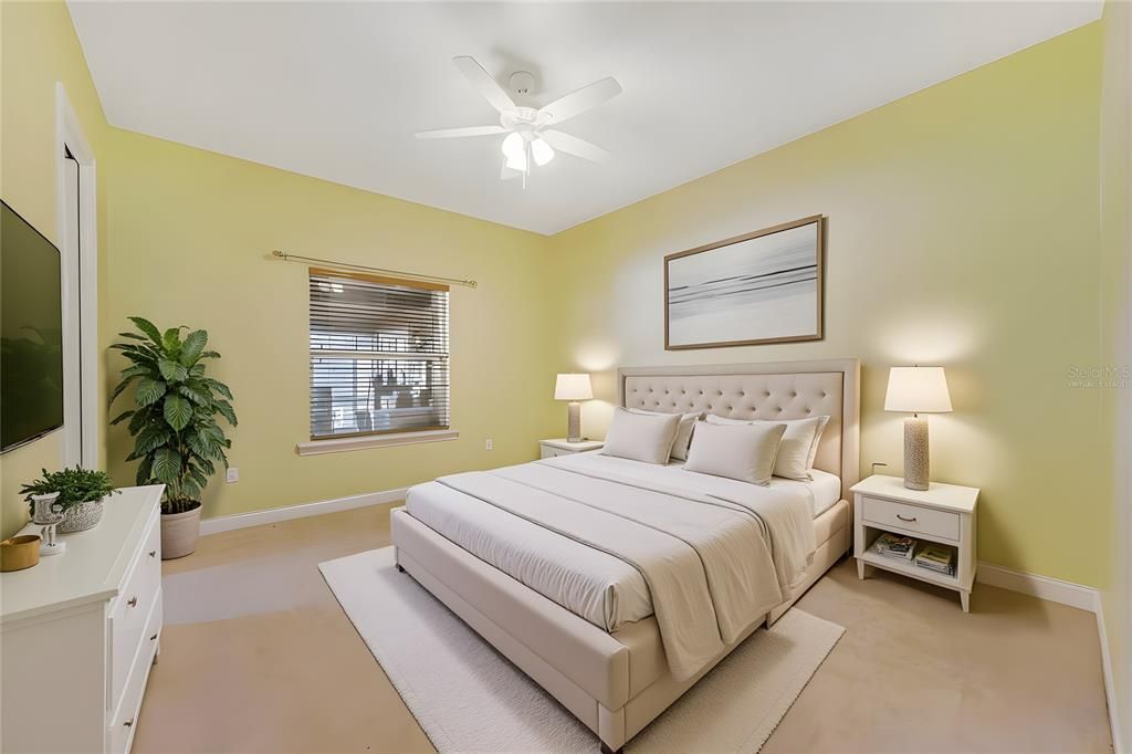 待售: $700,000 (5 贝兹, 3 浴室, 4525 平方英尺)