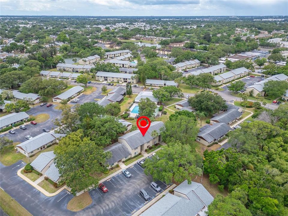 For Rent: $1,300 (1 beds, 1 baths, 590 Square Feet)