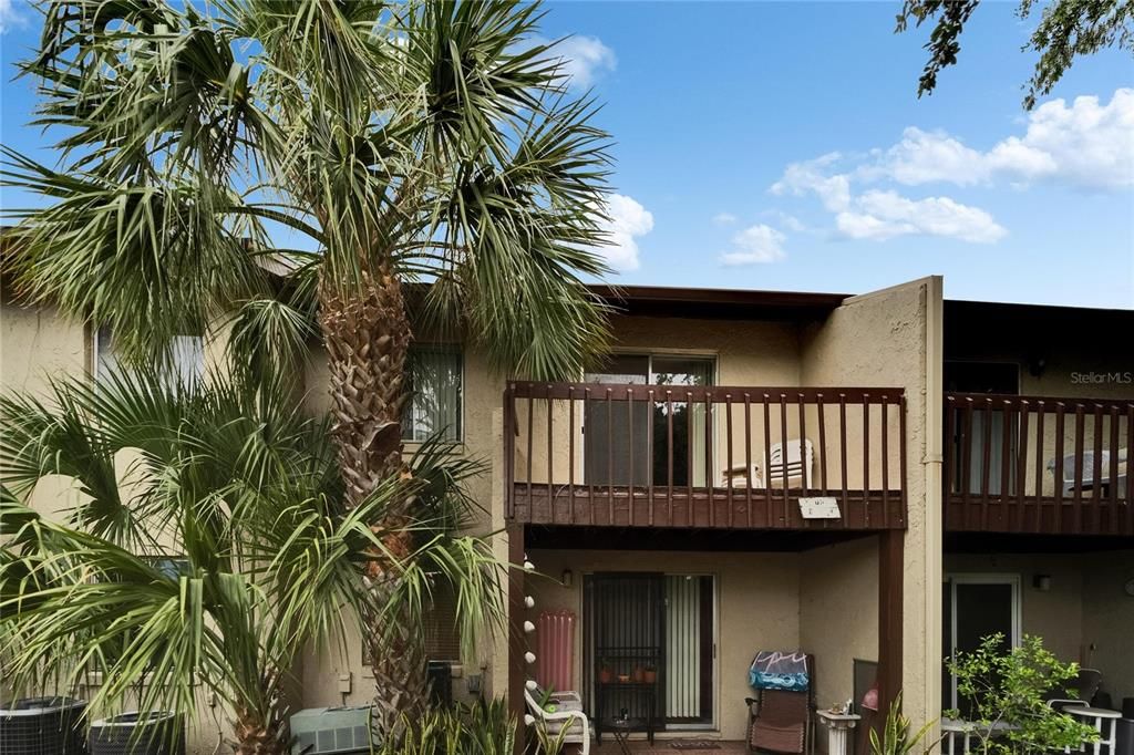 For Rent: $1,300 (1 beds, 1 baths, 590 Square Feet)