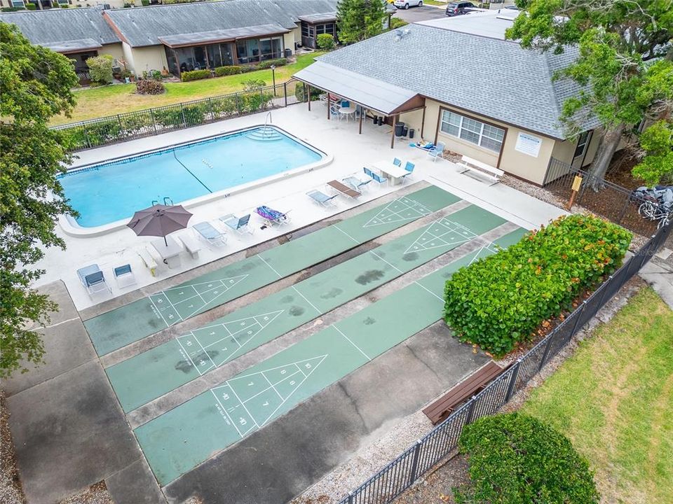 For Rent: $1,300 (1 beds, 1 baths, 590 Square Feet)