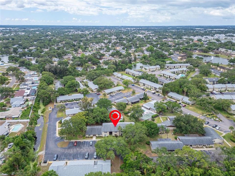 For Rent: $1,300 (1 beds, 1 baths, 590 Square Feet)