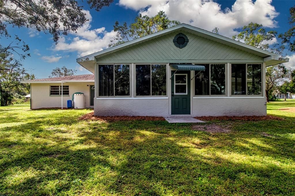 En Venta: $545,000 (3 camas, 2 baños, 2584 Pies cuadrados)