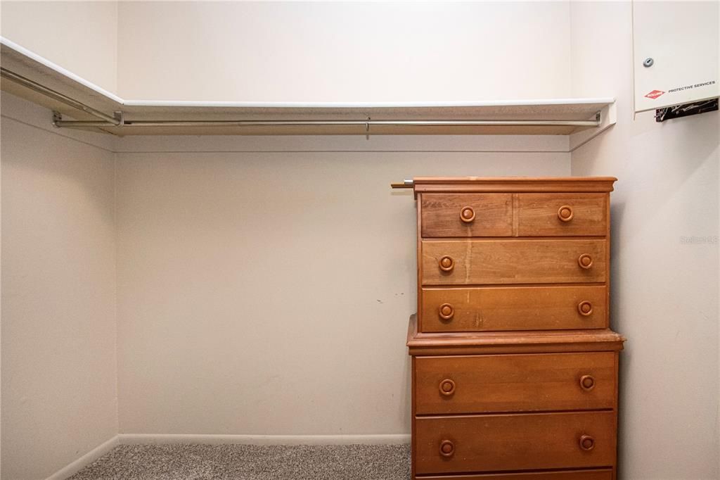 En Venta: $545,000 (3 camas, 2 baños, 2584 Pies cuadrados)