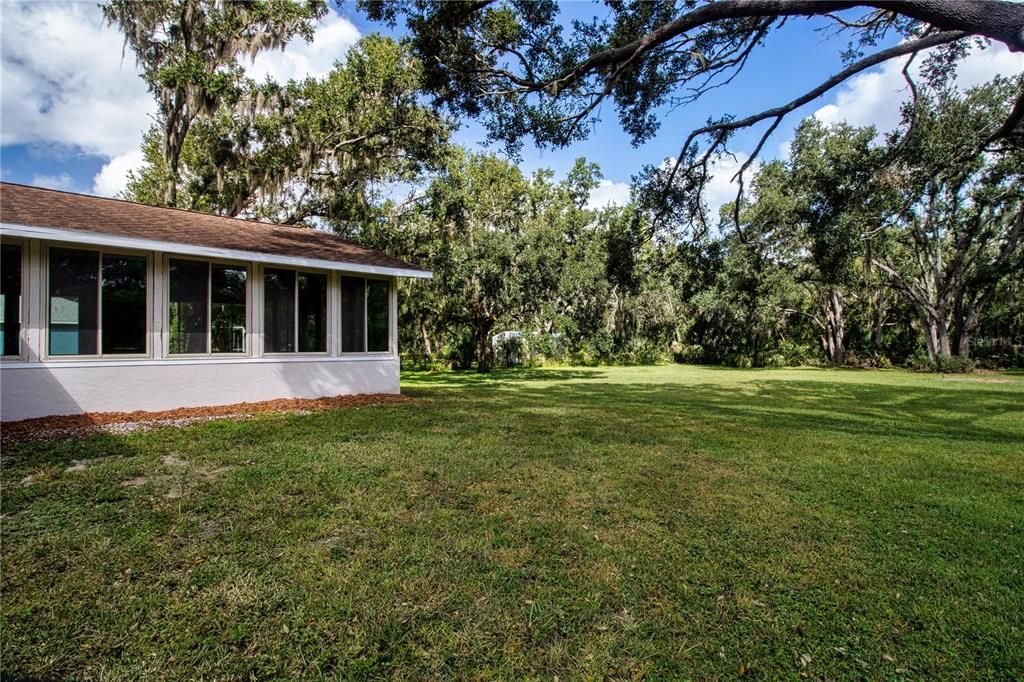 En Venta: $545,000 (3 camas, 2 baños, 2584 Pies cuadrados)