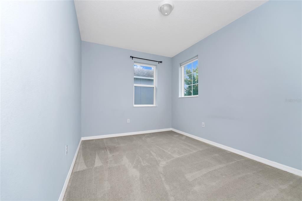 Под контрактом: $558,000 (4 спален, 3 ванн, 2438 Квадратных фут)