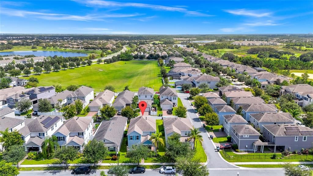 Под контрактом: $558,000 (4 спален, 3 ванн, 2438 Квадратных фут)