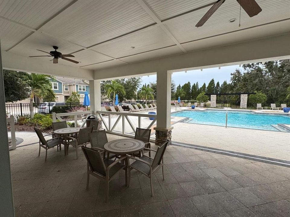 出租: $2,550 (3 贝兹, 2 浴室, 1713 平方英尺)