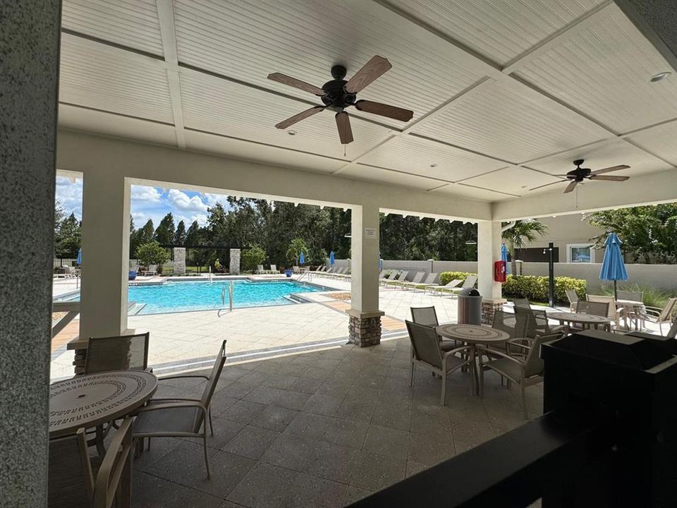 出租: $2,550 (3 贝兹, 2 浴室, 1713 平方英尺)