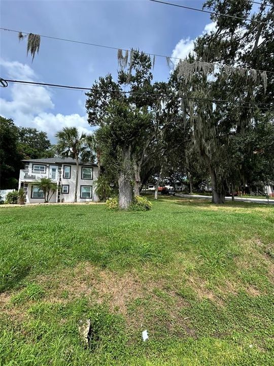 待售: $115,000 (0.19 acres)