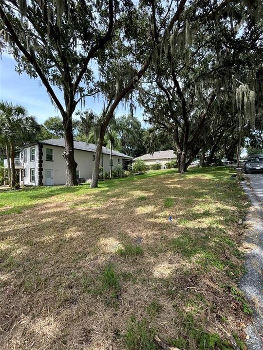 待售: $115,000 (0.19 acres)