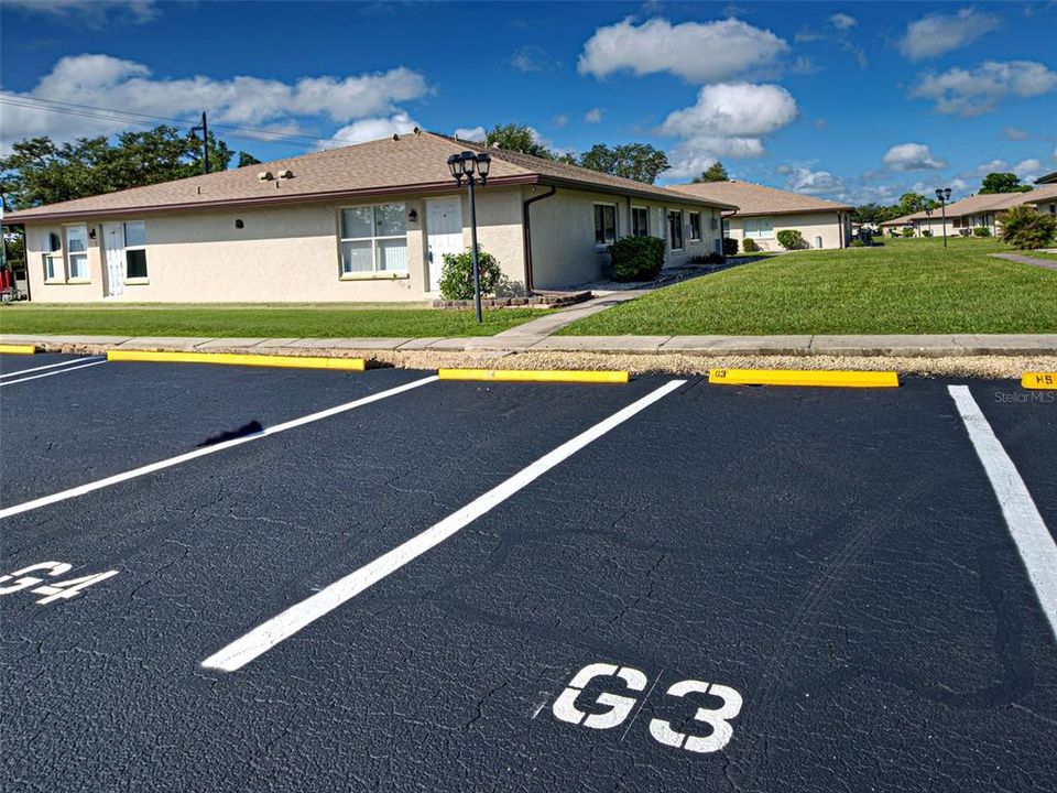 For Sale: $122,000 (1 beds, 1 baths, 550 Square Feet)