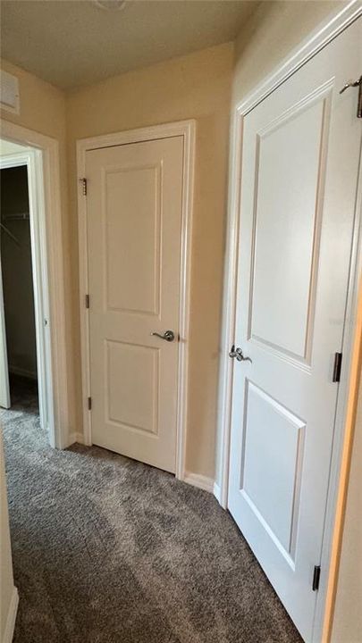 Activo con contrato: $2,199 (3 camas, 2 baños, 1699 Pies cuadrados)