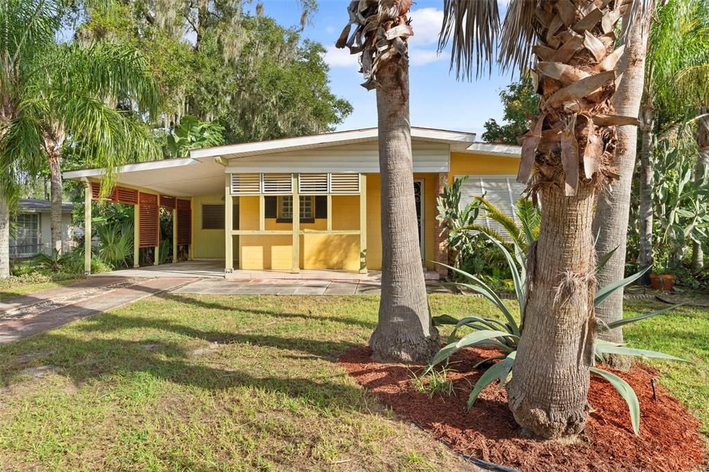 For Sale: $235,000 (2 beds, 1 baths, 1172 Square Feet)