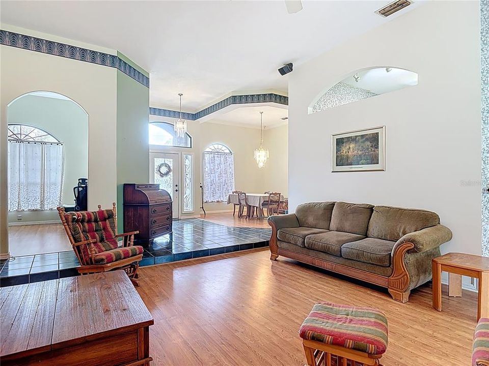 Active With Contract: $499,900 (4 beds, 3 baths, 2558 Square Feet)