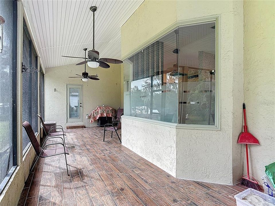 Active With Contract: $499,900 (4 beds, 3 baths, 2558 Square Feet)