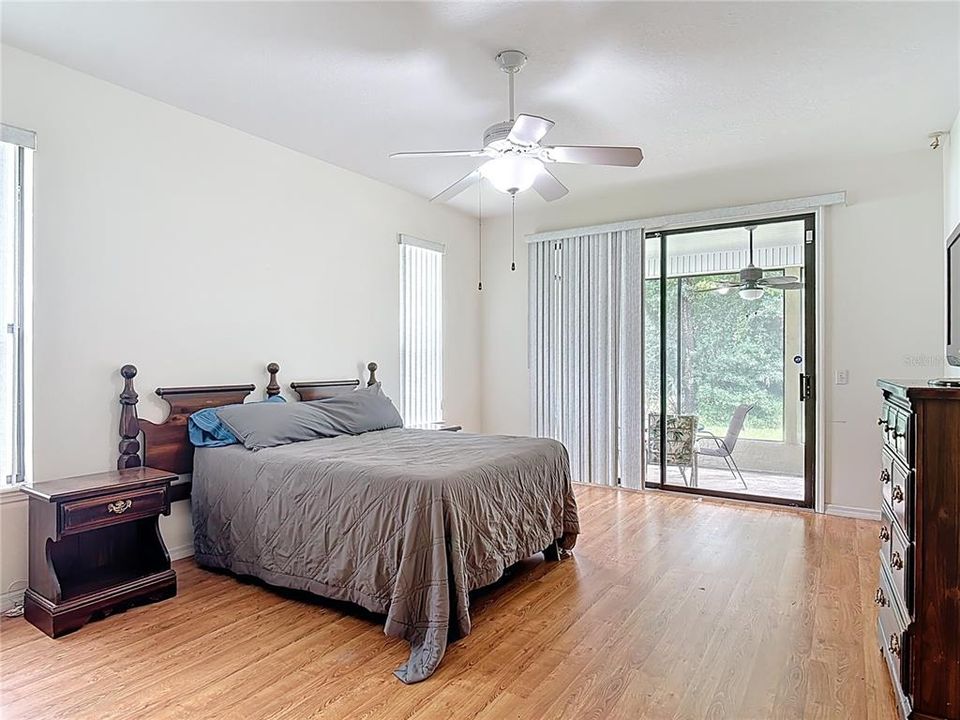 Active With Contract: $499,900 (4 beds, 3 baths, 2558 Square Feet)