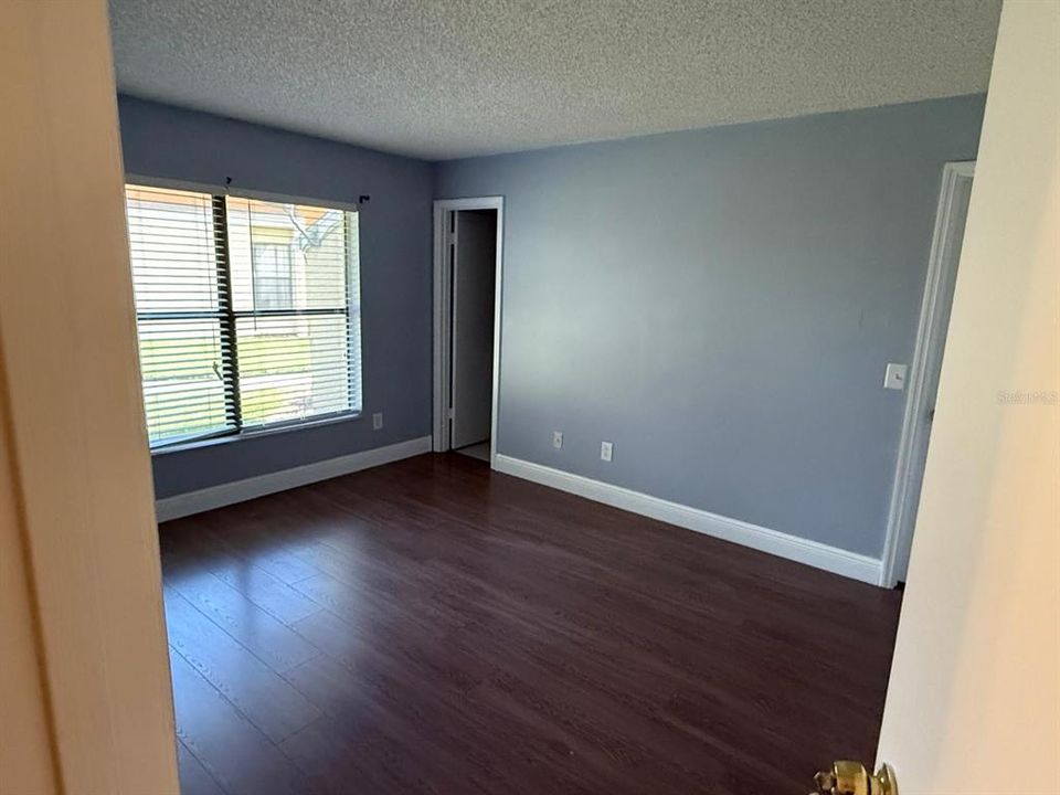For Rent: $1,750 (3 beds, 2 baths, 1070 Square Feet)