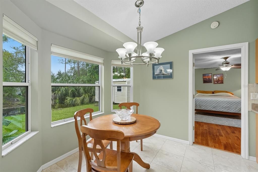 For Sale: $334,900 (3 beds, 2 baths, 1738 Square Feet)