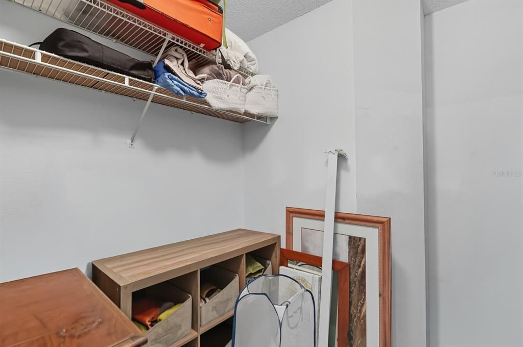 For Sale: $334,900 (3 beds, 2 baths, 1738 Square Feet)