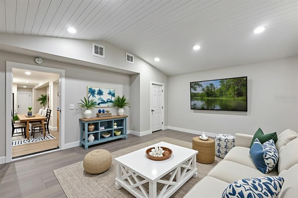 На продажу: $524,900 (4 спален, 2 ванн, 1588 Квадратных фут)