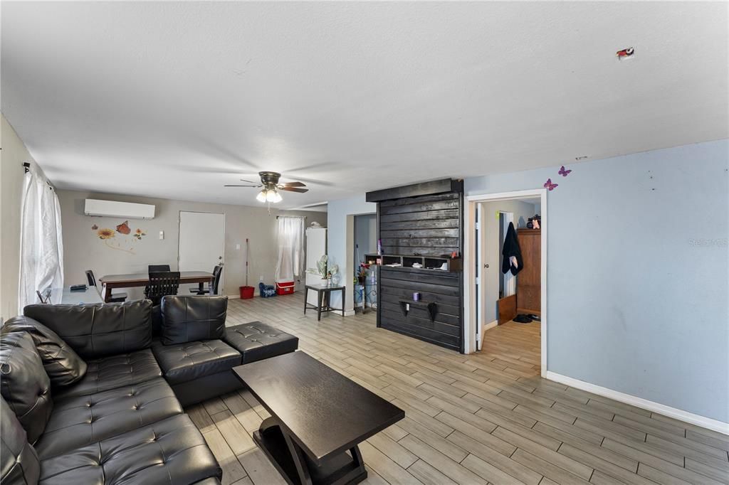 For Sale: $1,449,990 (0 beds, 0 baths, 4293 Square Feet)