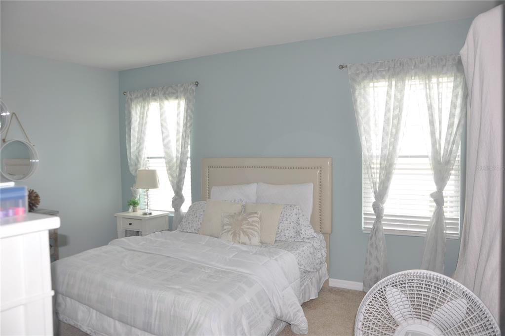 For Rent: $2,400 (2 beds, 2 baths, 1624 Square Feet)