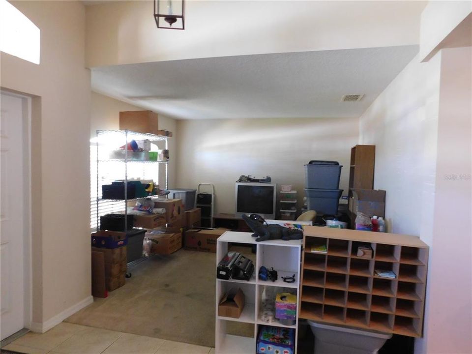 For Sale: $229,000 (3 beds, 2 baths, 1829 Square Feet)