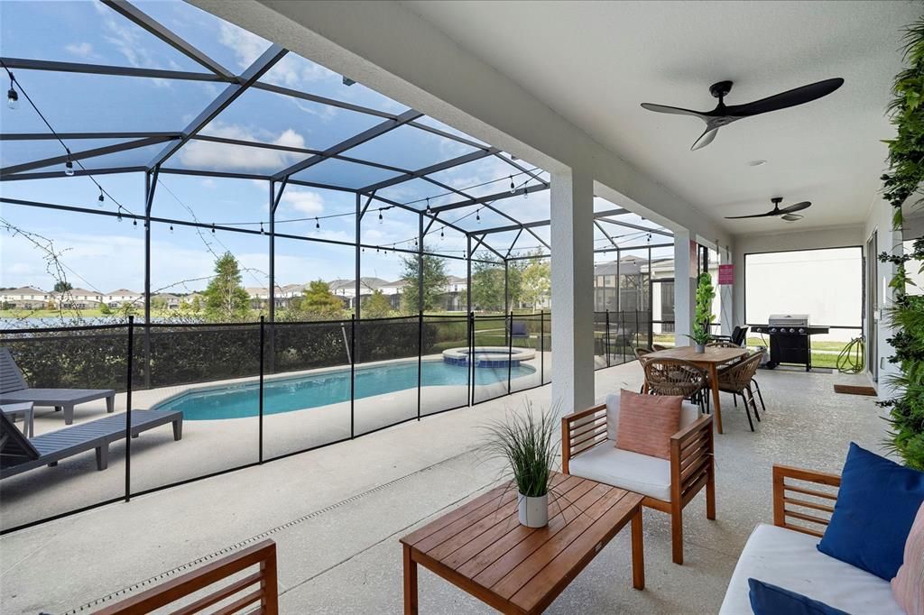 Active With Contract: $625,000 (6 beds, 4 baths, 2872 Square Feet)