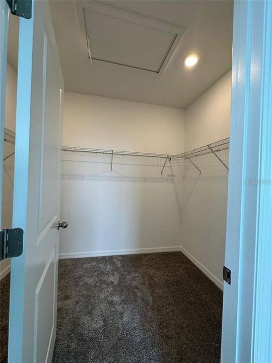 Active With Contract: $2,200 (3 beds, 2 baths, 1988 Square Feet)