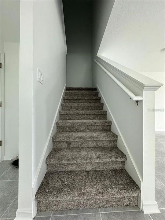 Active With Contract: $2,200 (3 beds, 2 baths, 1988 Square Feet)