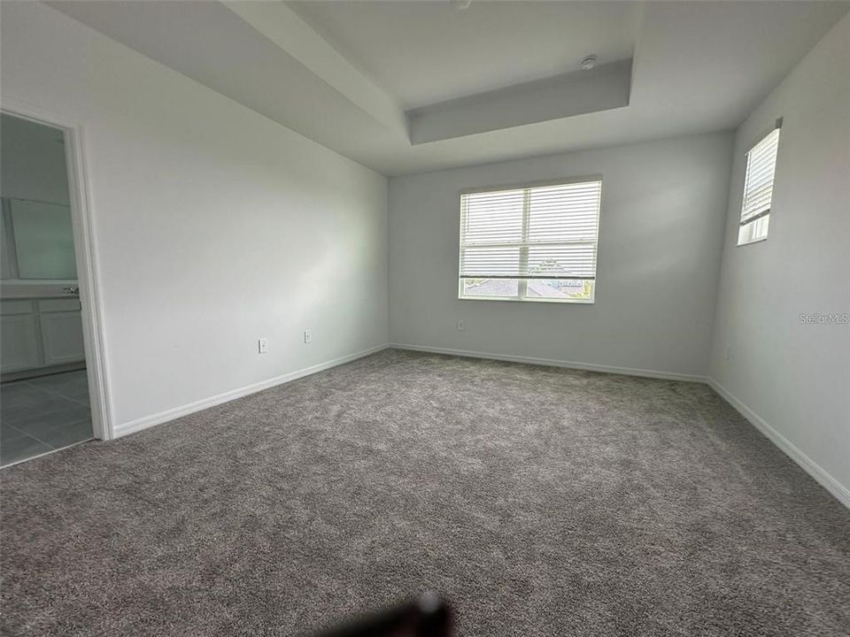 Active With Contract: $2,200 (3 beds, 2 baths, 1988 Square Feet)