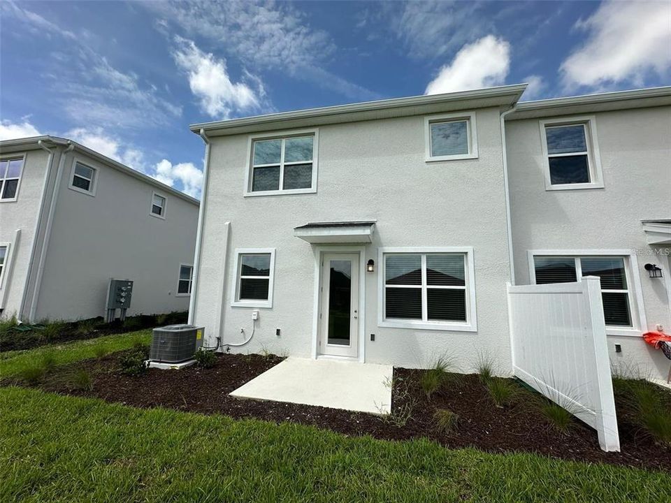 Active With Contract: $2,200 (3 beds, 2 baths, 1988 Square Feet)