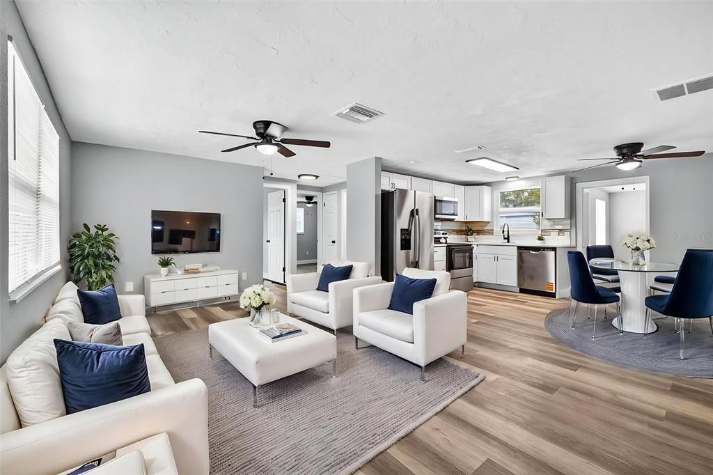 Activo con contrato: $264,900 (3 camas, 2 baños, 1371 Pies cuadrados)